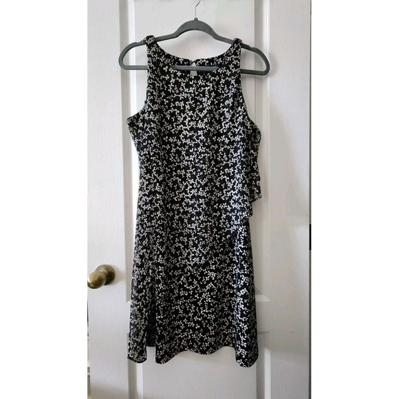 Tommy Hilfiger Dresses & Skirts - Tommy Hilfiger‎ Womens Chiffon Sleeveless Floral Dress Round Neck Black  L